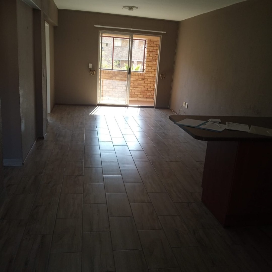 2 Bedroom Property for Sale in Wilro Park Gauteng