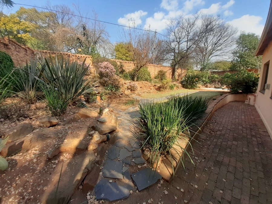 To Let 5 Bedroom Property for Rent in Parkview Gauteng