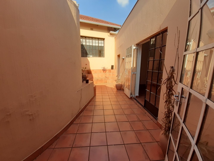 To Let 5 Bedroom Property for Rent in Parkview Gauteng