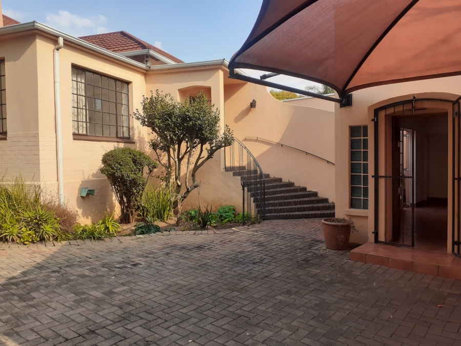 To Let 5 Bedroom Property for Rent in Parkview Gauteng