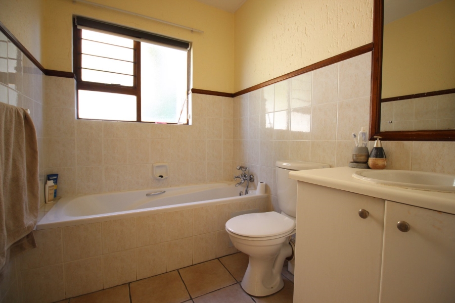 2 Bedroom Property for Sale in Lonehill Gauteng