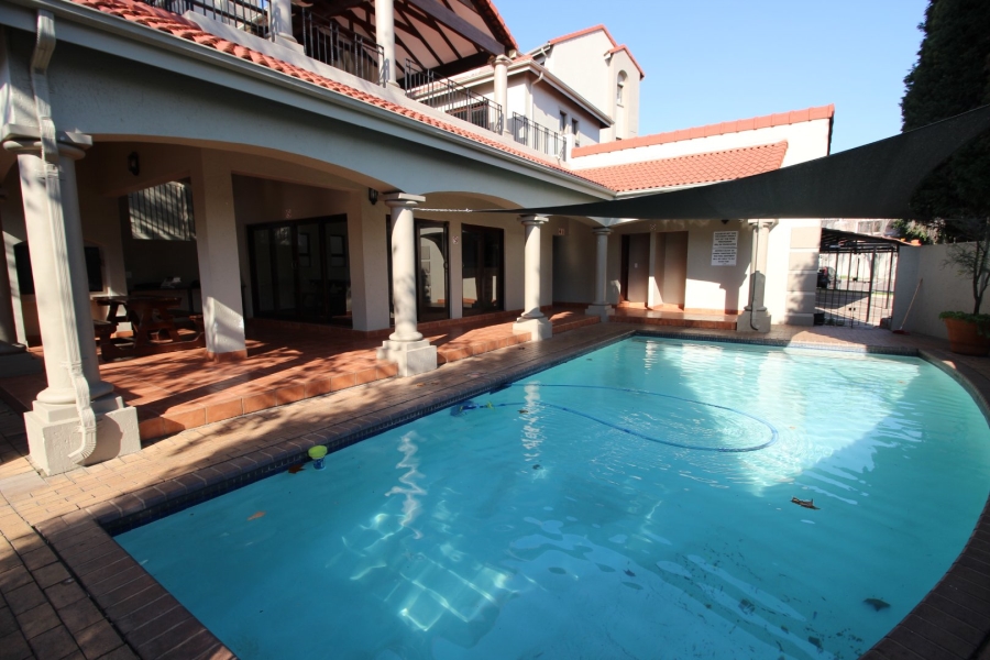 2 Bedroom Property for Sale in Lonehill Gauteng