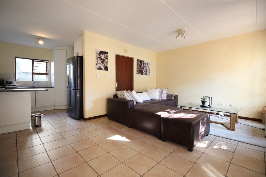 2 Bedroom Property for Sale in Lonehill Gauteng