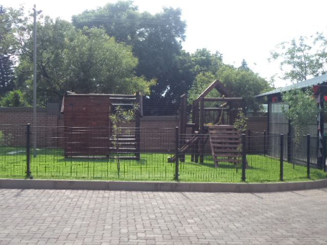 To Let 2 Bedroom Property for Rent in Queenswood Gauteng