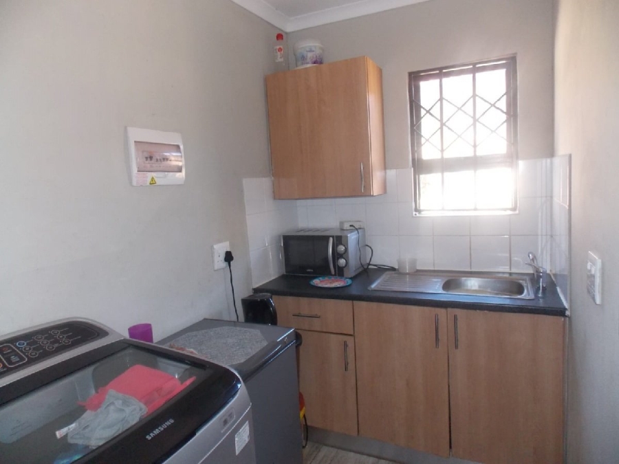 3 Bedroom Property for Sale in Windmill Park Gauteng