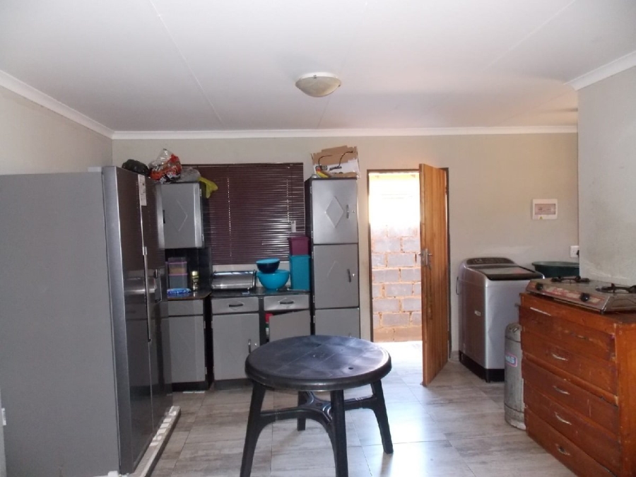 3 Bedroom Property for Sale in Windmill Park Gauteng