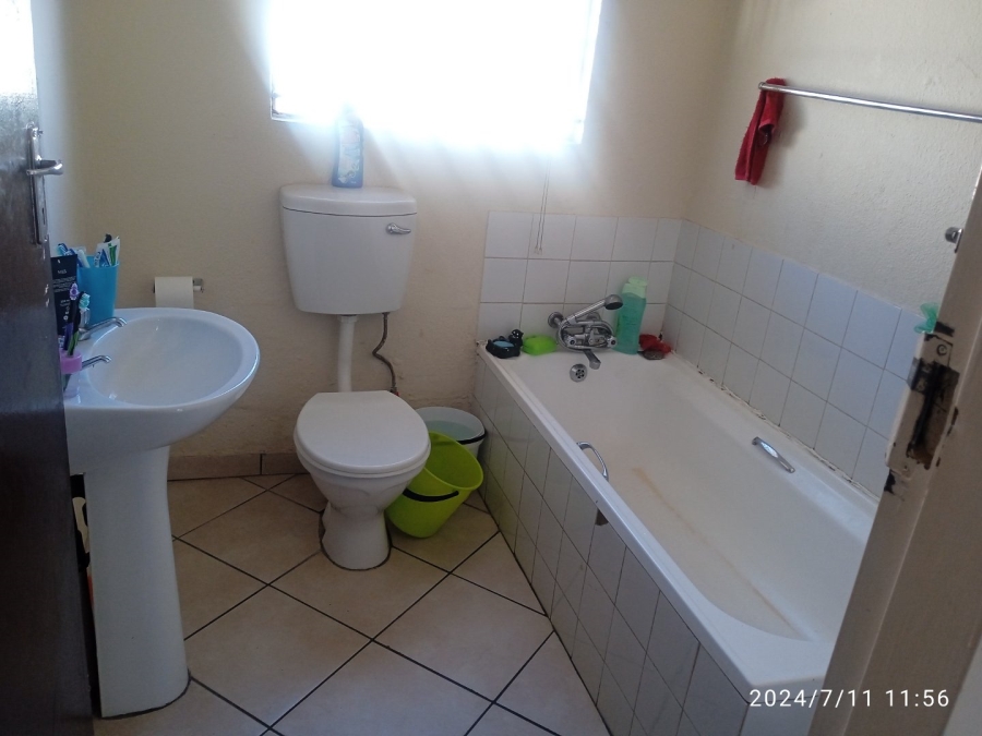  Bedroom Property for Sale in Cosmo City Gauteng