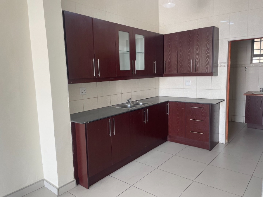  Bedroom Property for Sale in Halfway House Gauteng