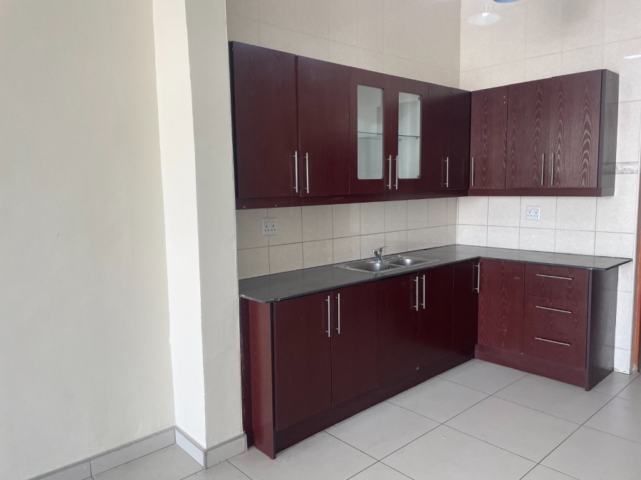  Bedroom Property for Sale in Halfway House Gauteng