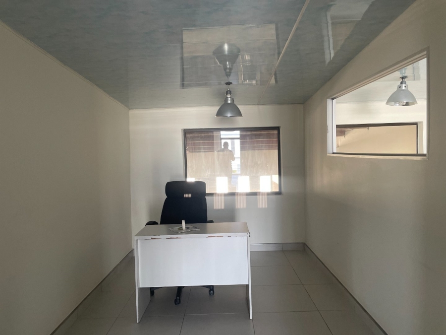  Bedroom Property for Sale in Halfway House Gauteng