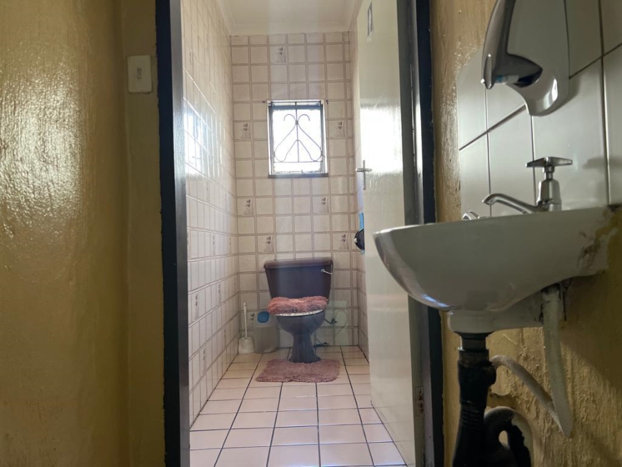 To Let 1 Bedroom Property for Rent in Hurst Hill Gauteng