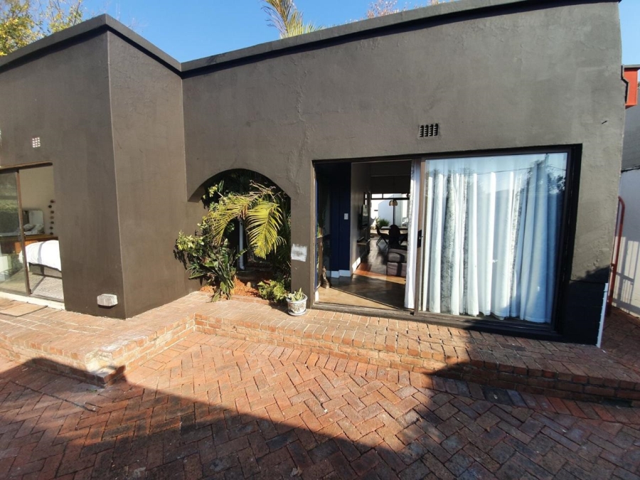 To Let 3 Bedroom Property for Rent in Parkhurst Gauteng