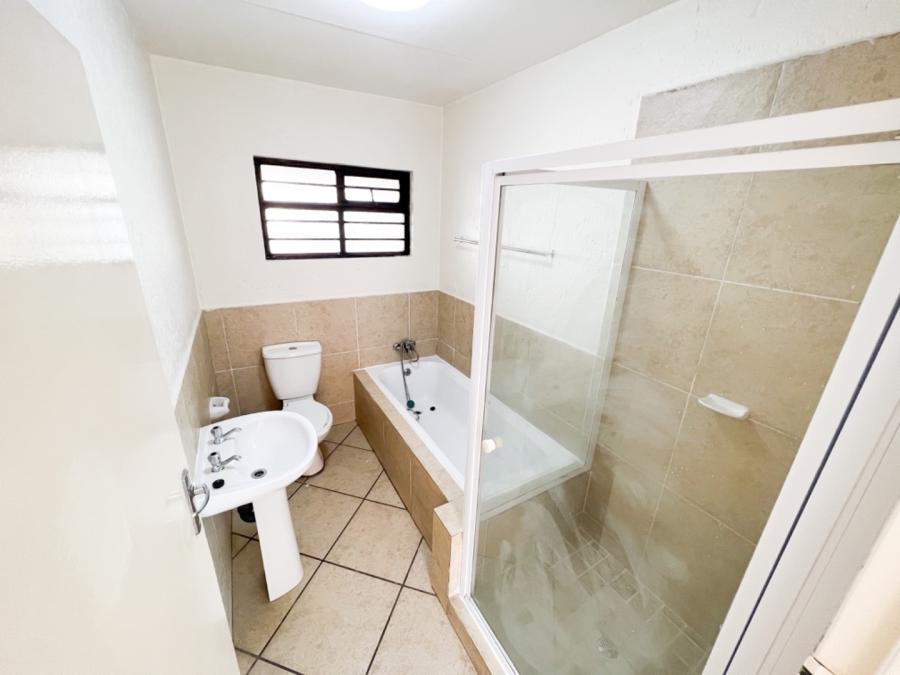 2 Bedroom Property for Sale in Eveleigh Gauteng