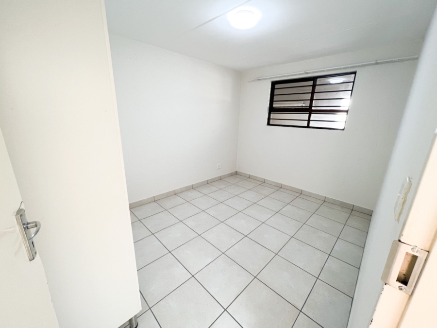 2 Bedroom Property for Sale in Eveleigh Gauteng