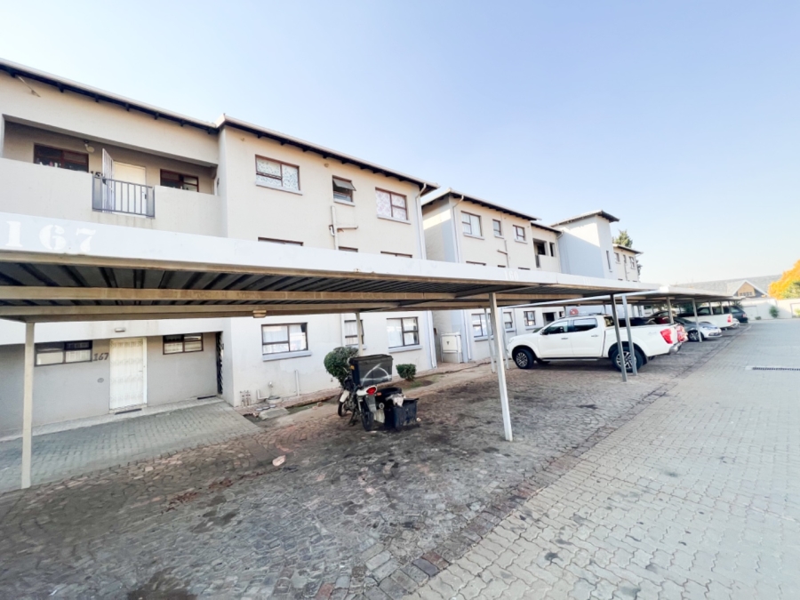 2 Bedroom Property for Sale in Eveleigh Gauteng