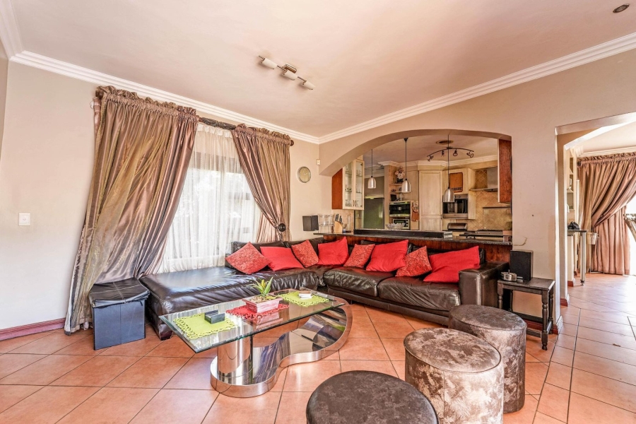 4 Bedroom Property for Sale in Ruimsig Gauteng