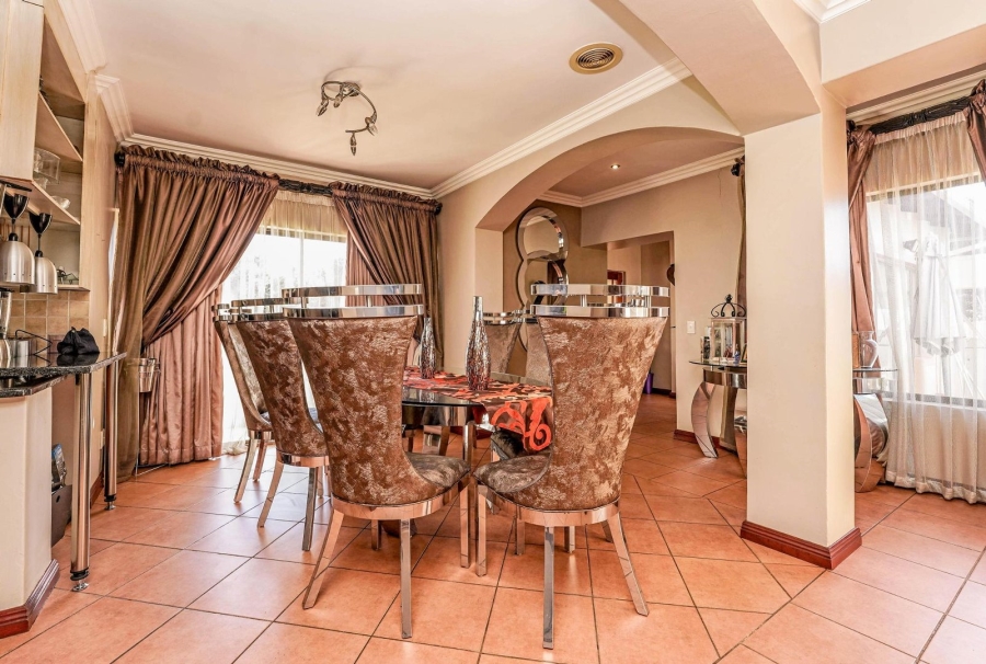 4 Bedroom Property for Sale in Ruimsig Gauteng