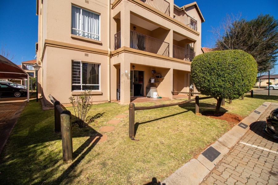 2 Bedroom Property for Sale in Pomona AH Gauteng