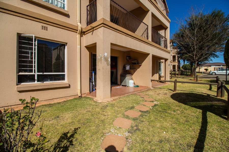 2 Bedroom Property for Sale in Pomona AH Gauteng