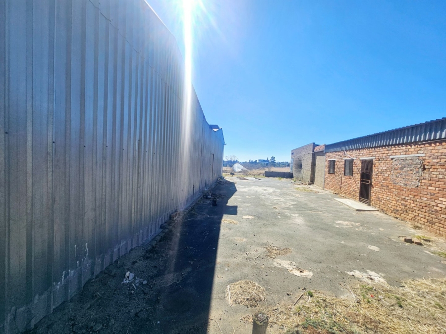 To Let commercial Property for Rent in Mnandi Gauteng