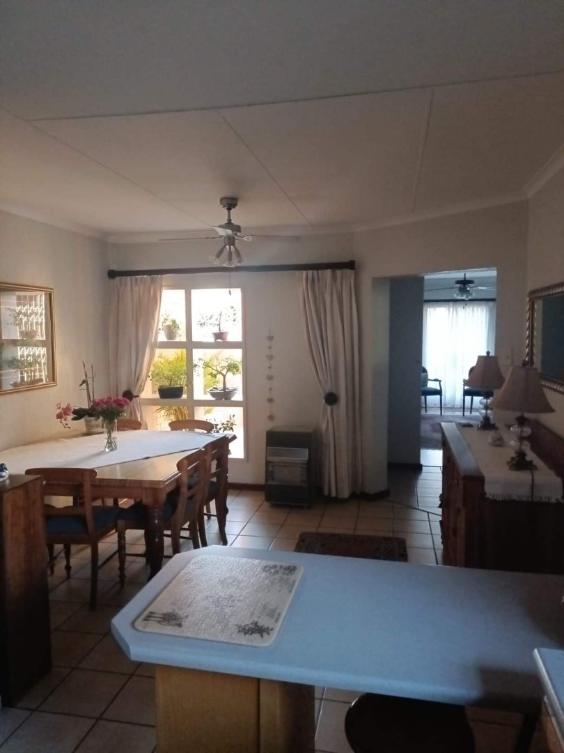 3 Bedroom Property for Sale in Zwartkop Gauteng