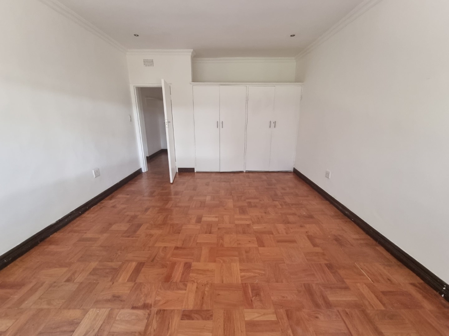 To Let 3 Bedroom Property for Rent in Illovo Gauteng