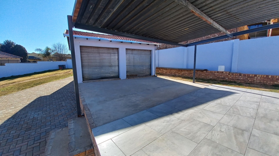 4 Bedroom Property for Sale in Mindalore Gauteng