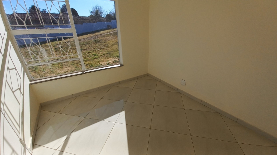 4 Bedroom Property for Sale in Mindalore Gauteng