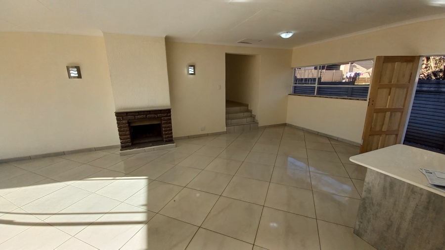 4 Bedroom Property for Sale in Mindalore Gauteng