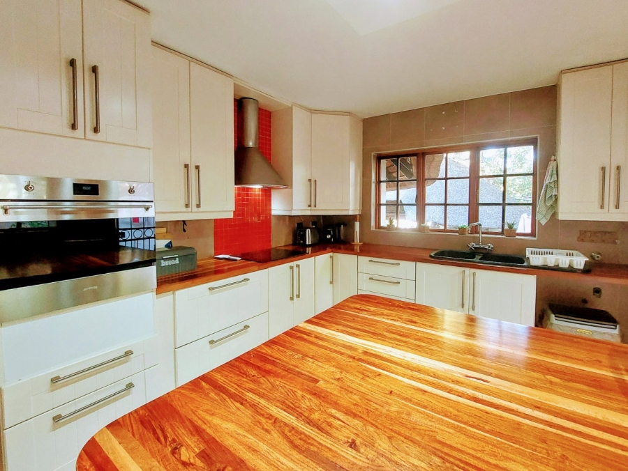 3 Bedroom Property for Sale in Lonehill Gauteng