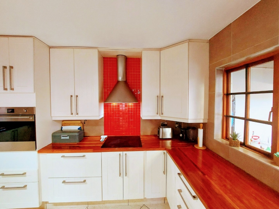 3 Bedroom Property for Sale in Lonehill Gauteng