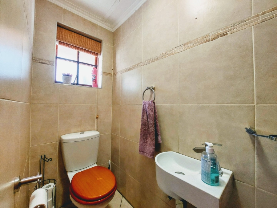 3 Bedroom Property for Sale in Lonehill Gauteng