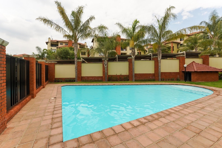 2 Bedroom Property for Sale in Sunninghill Gauteng