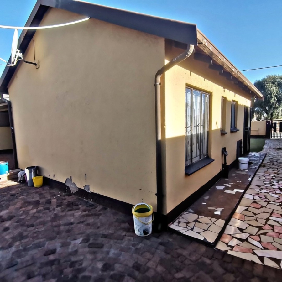 2 Bedroom Property for Sale in Vosloorus Gauteng