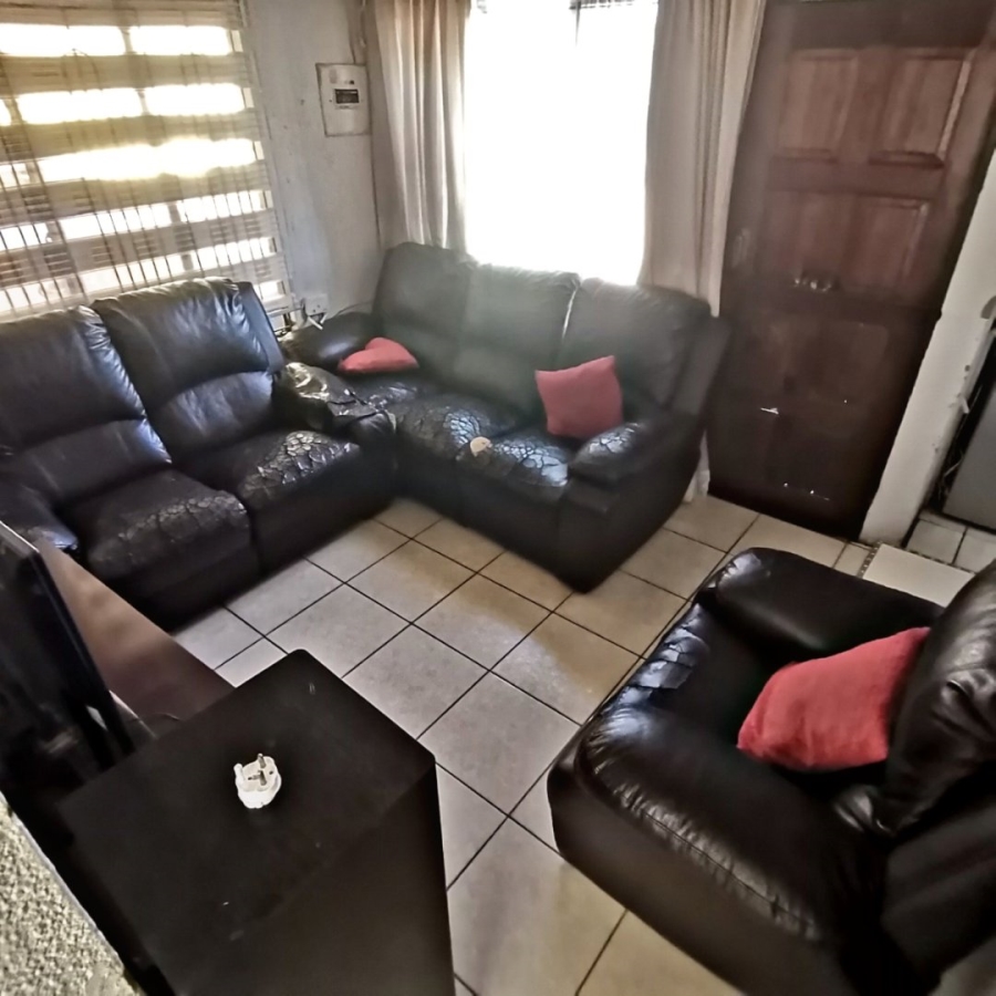 2 Bedroom Property for Sale in Vosloorus Gauteng