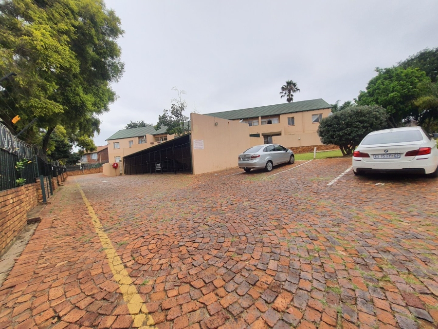 To Let 2 Bedroom Property for Rent in Moreleta Park Gauteng