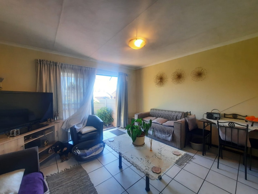 3 Bedroom Property for Sale in Weltevreden Park Gauteng