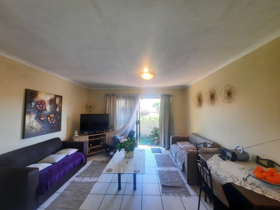 3 Bedroom Property for Sale in Weltevreden Park Gauteng