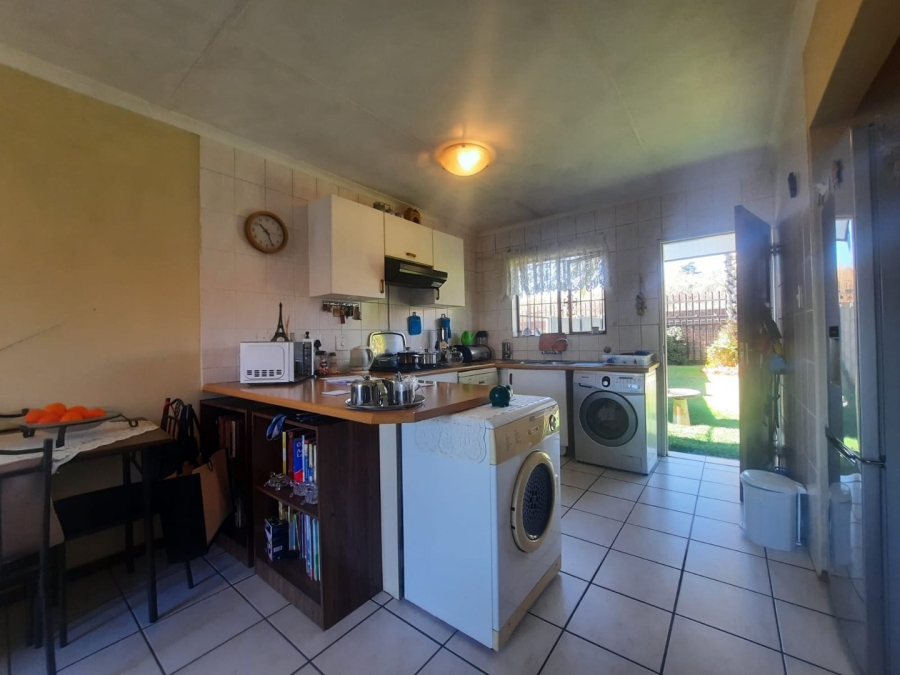 3 Bedroom Property for Sale in Weltevreden Park Gauteng