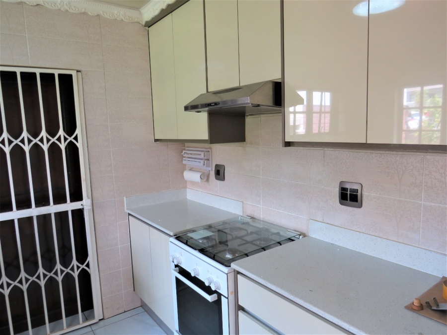 To Let 3 Bedroom Property for Rent in Halfway Gardens Gauteng