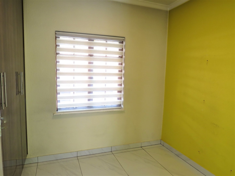 To Let 3 Bedroom Property for Rent in Halfway Gardens Gauteng