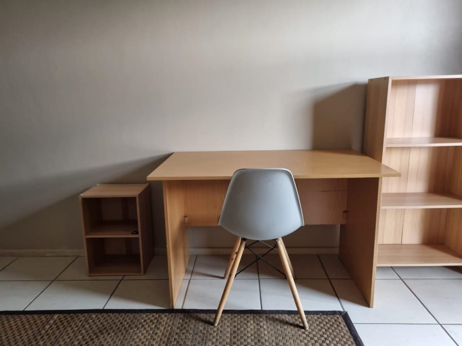 To Let 1 Bedroom Property for Rent in Milpark Gauteng