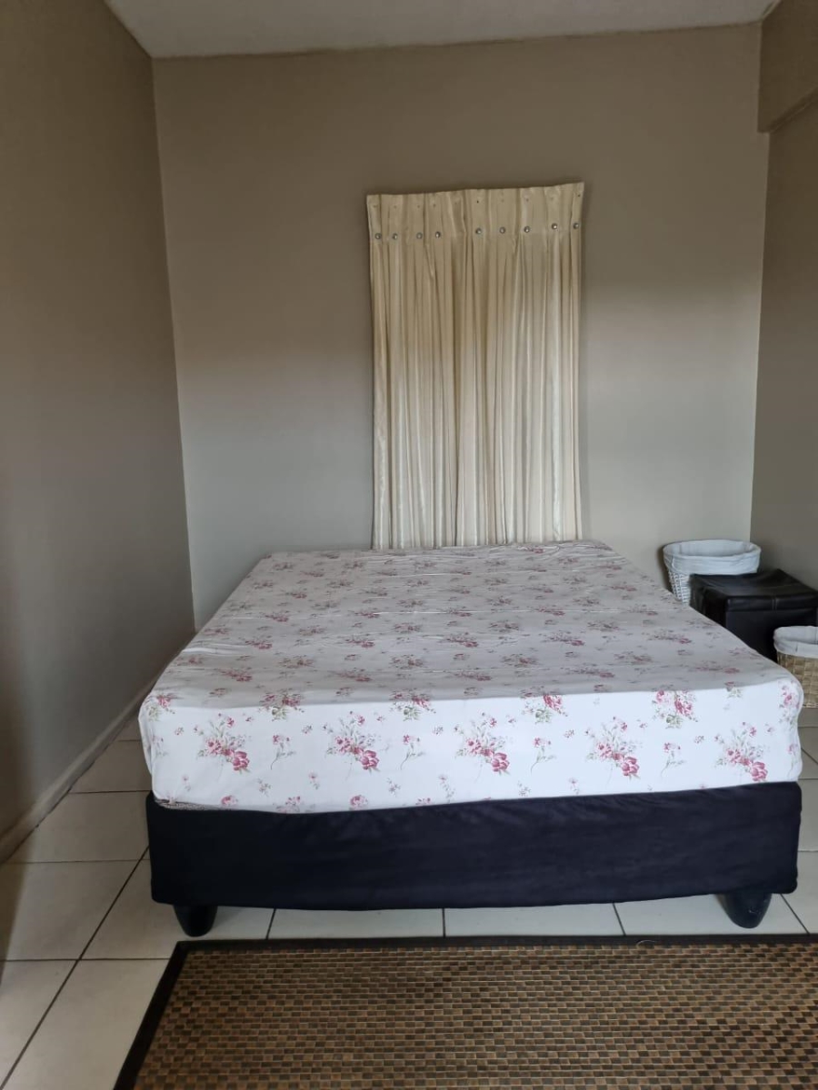 To Let 1 Bedroom Property for Rent in Milpark Gauteng