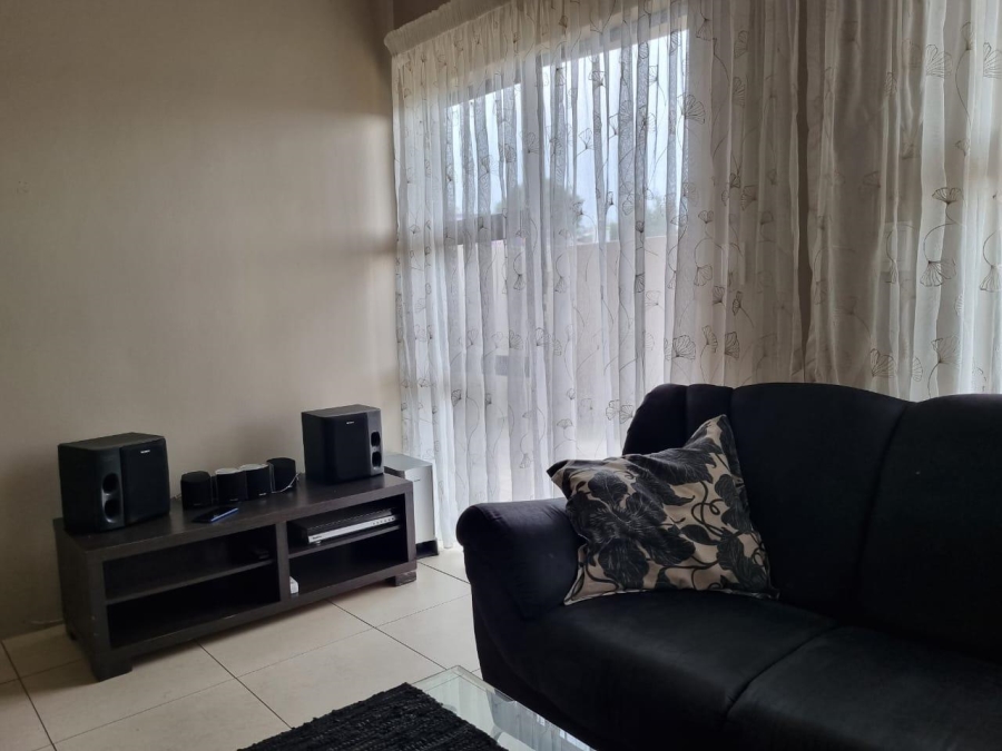 To Let 1 Bedroom Property for Rent in Milpark Gauteng