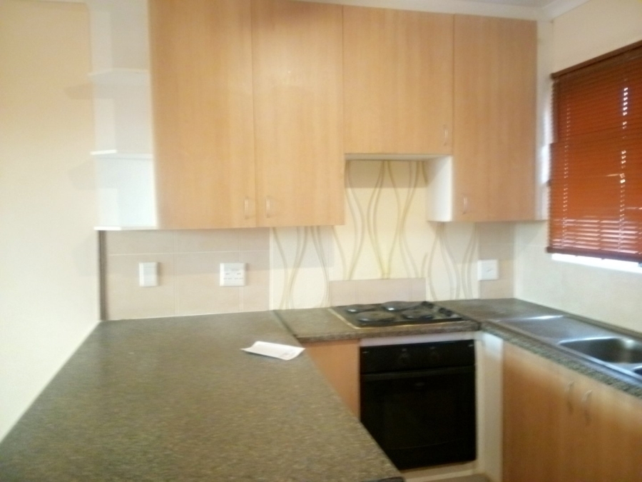 To Let 2 Bedroom Property for Rent in Wonderpark Estate Gauteng