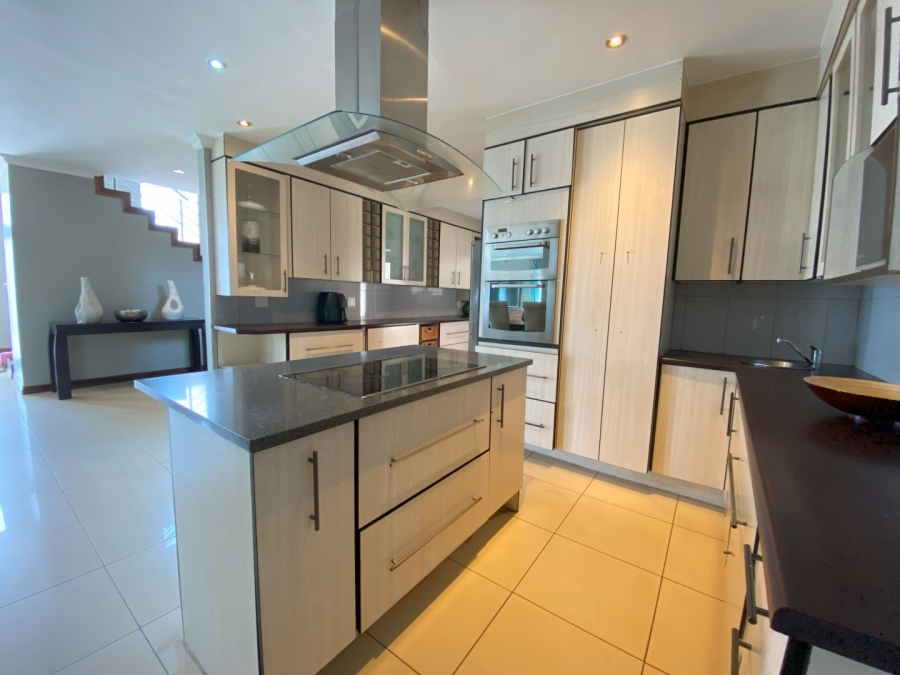 5 Bedroom Property for Sale in Silver Stone Country Estate Gauteng