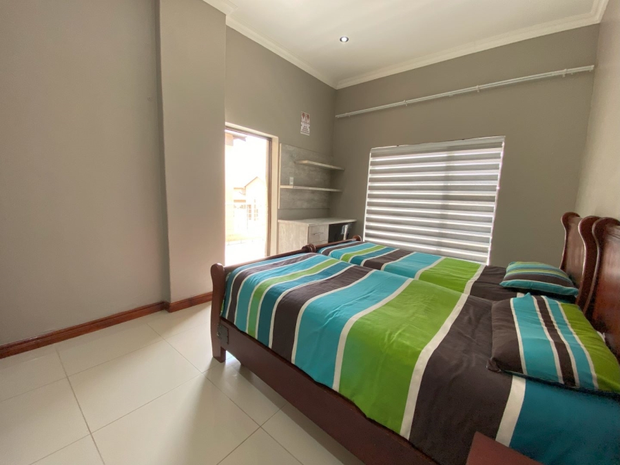 5 Bedroom Property for Sale in Silver Stone Country Estate Gauteng