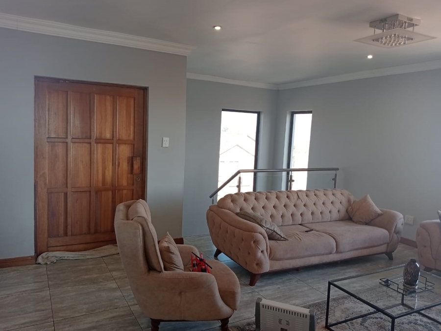 To Let 4 Bedroom Property for Rent in Dawn Park Gauteng