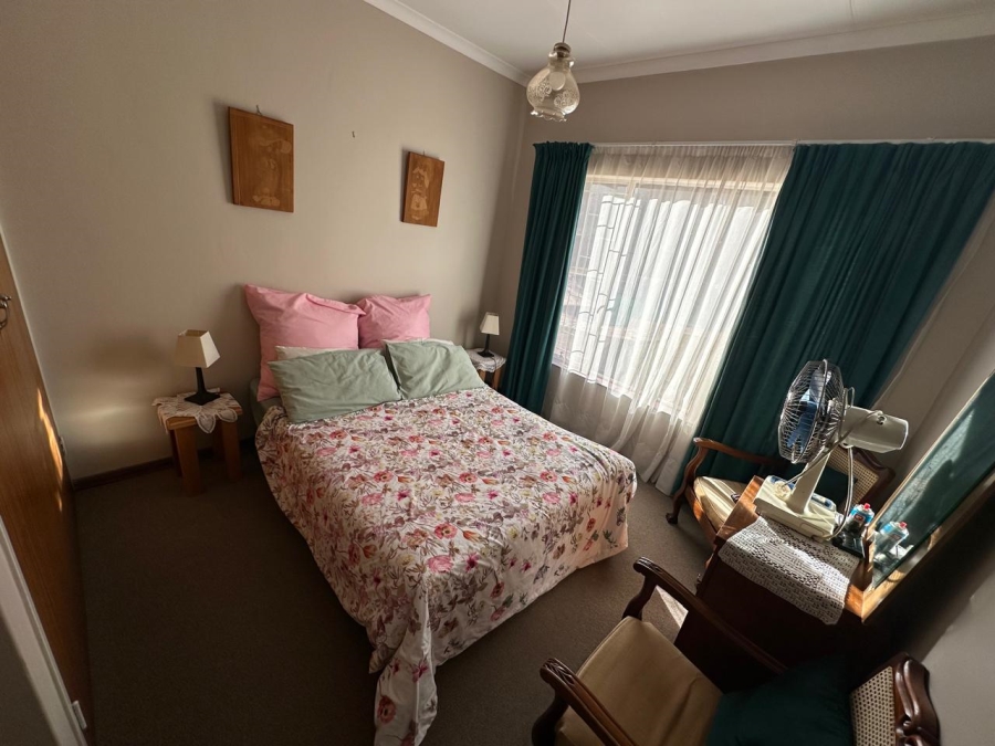  Bedroom Property for Sale in Wierda Park Gauteng