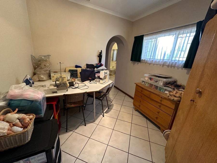  Bedroom Property for Sale in Wierda Park Gauteng